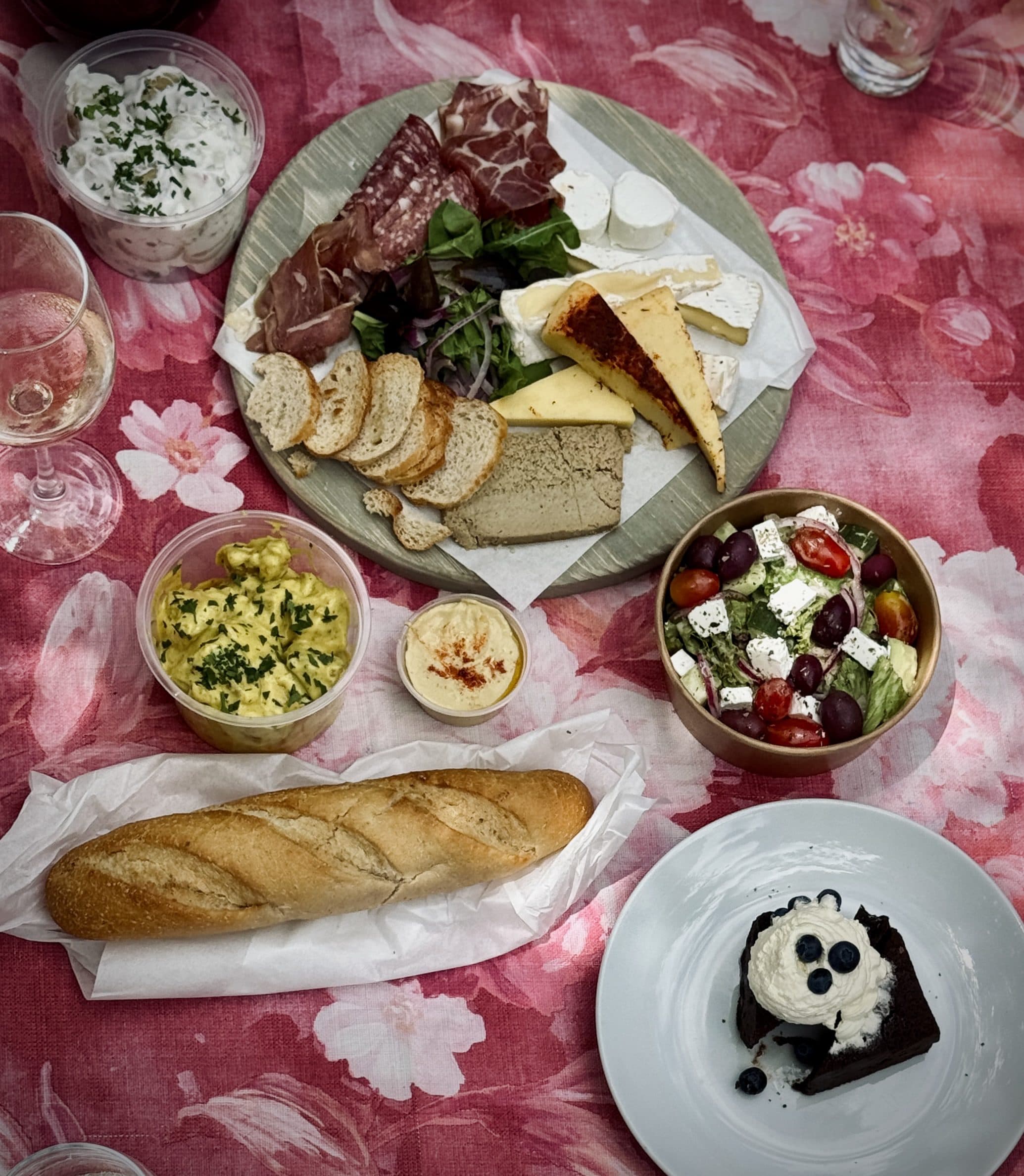 Our Annual Family Picnic at Simon’s – A Hidden Gem on the Constantia Wine Route
